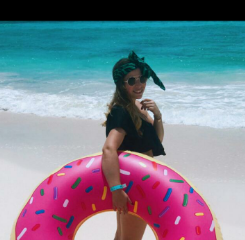 Imagen Alexandra Cifuentes